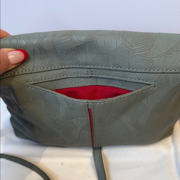 Hammitt Medium Sage Green Embossed Leather Crossbody – Like New Condition - Picture 3 of 6